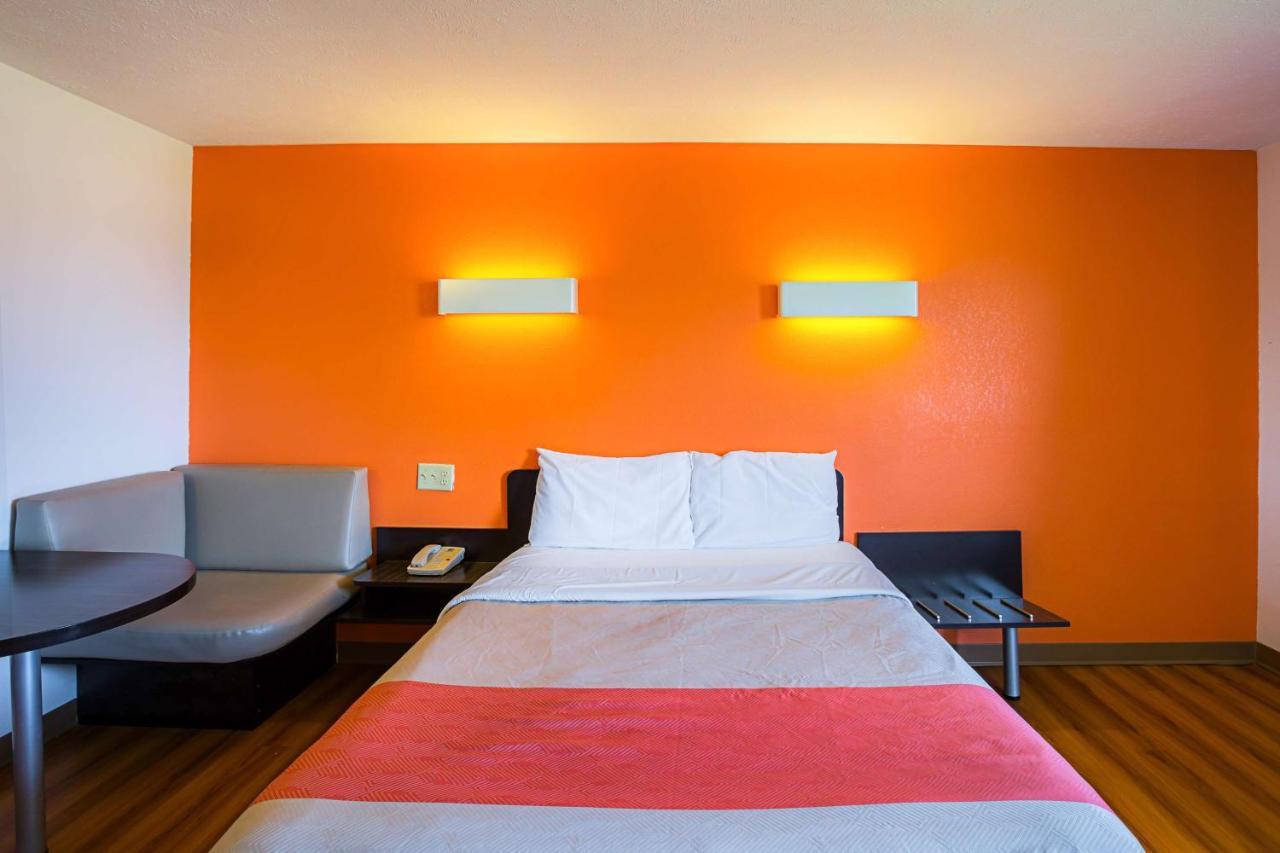 Motel 6 Omaha - Iat West Luaran gambar